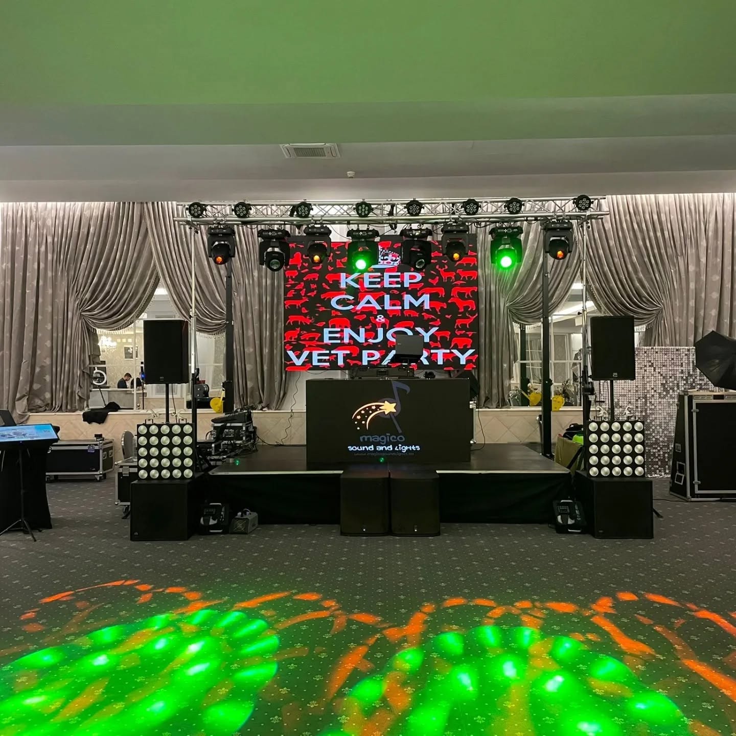 Magico Sound & Lights - Servicii de sonorizare, scena, lumini, cabina foto, video 360